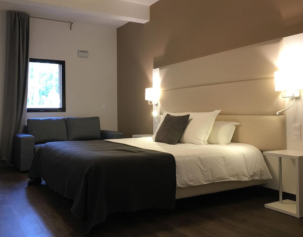 Le Nelioe Hotel 3*